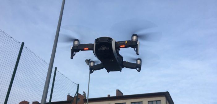 ciekawe funkcje dronów