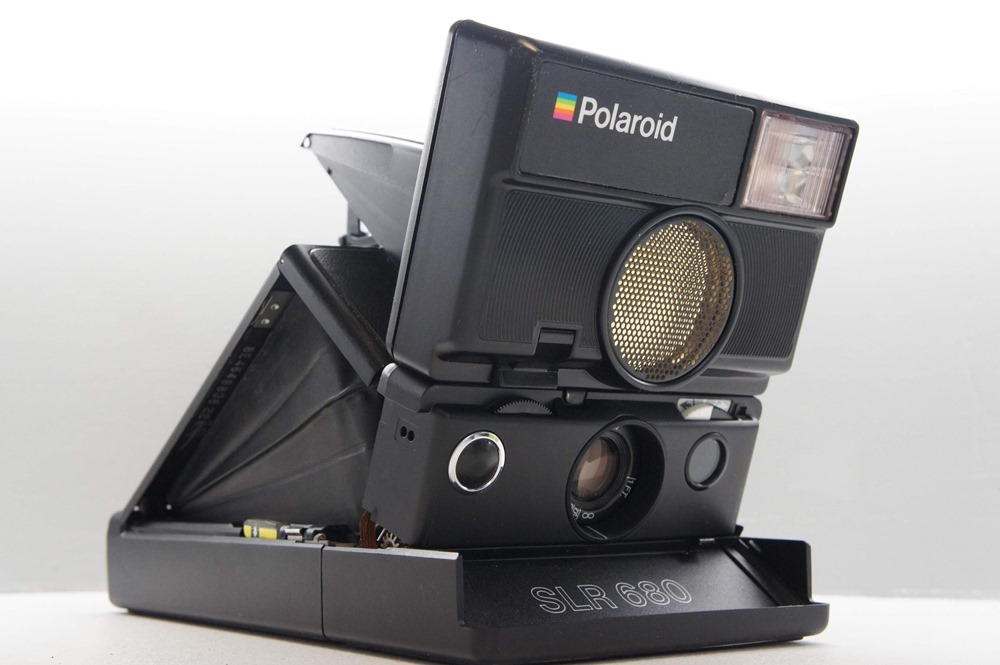 Polaroid slr680