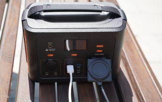 Xtorm Power Station 300W czyli ładowanie w terenie. Jak działa stacja ładująca?