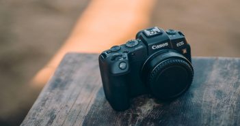 Amatorski aparat do profesjonalnych zdjęć? Canon RP w 2025